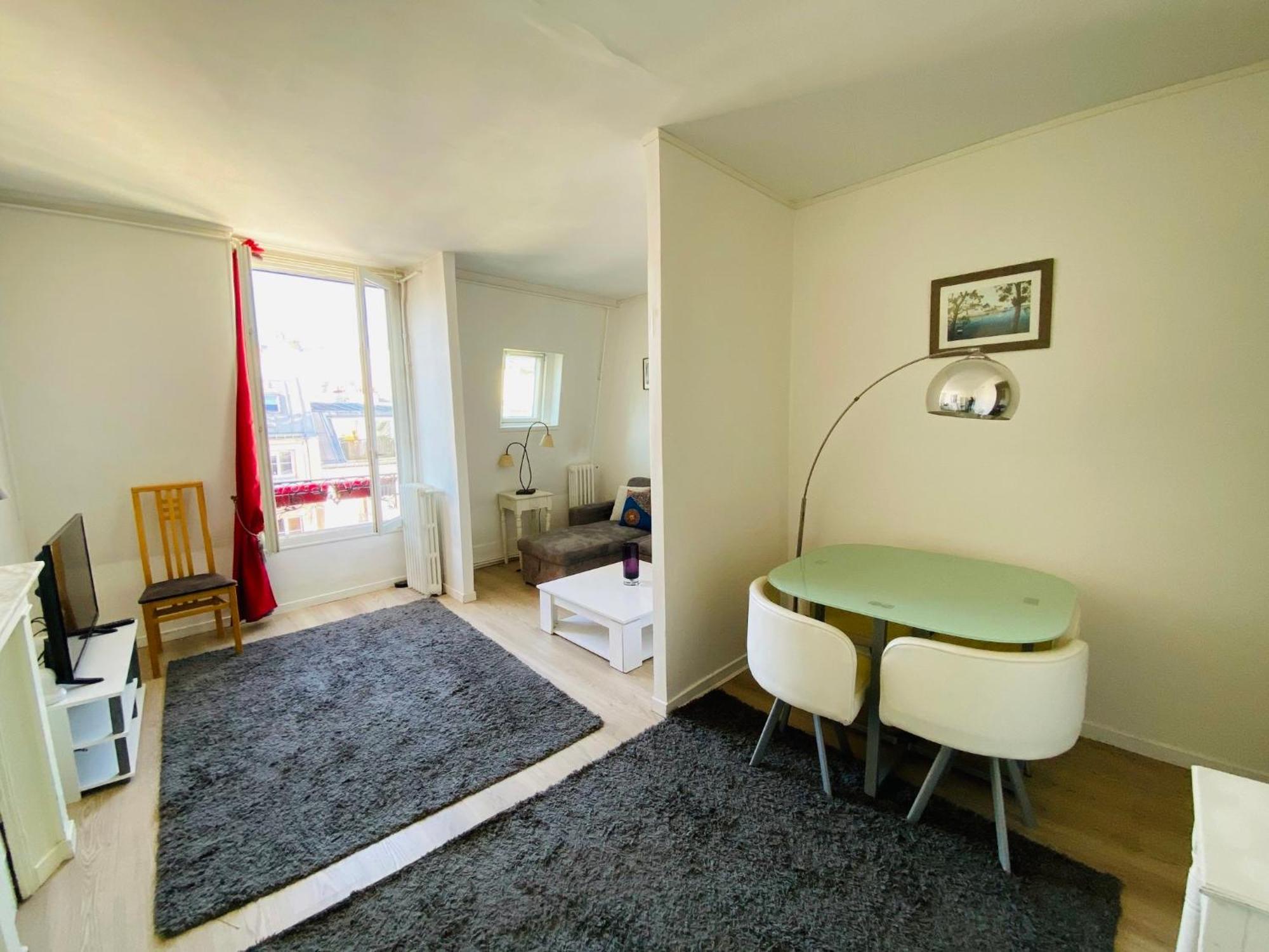 Colisee Champs Elysees Appartement